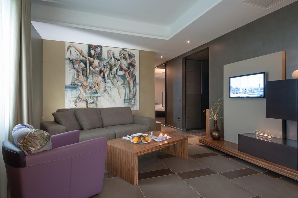 Le Dune Suite Hotel Porto Cesareo Bagian luar foto